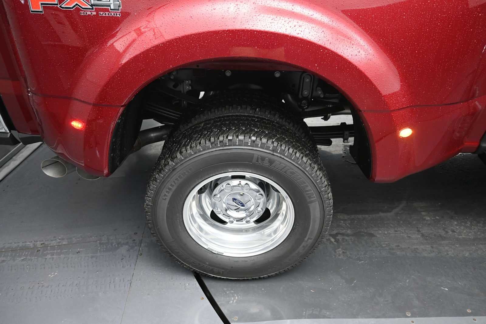 2026 Ford Super Duty F-350 DRW LARIAT