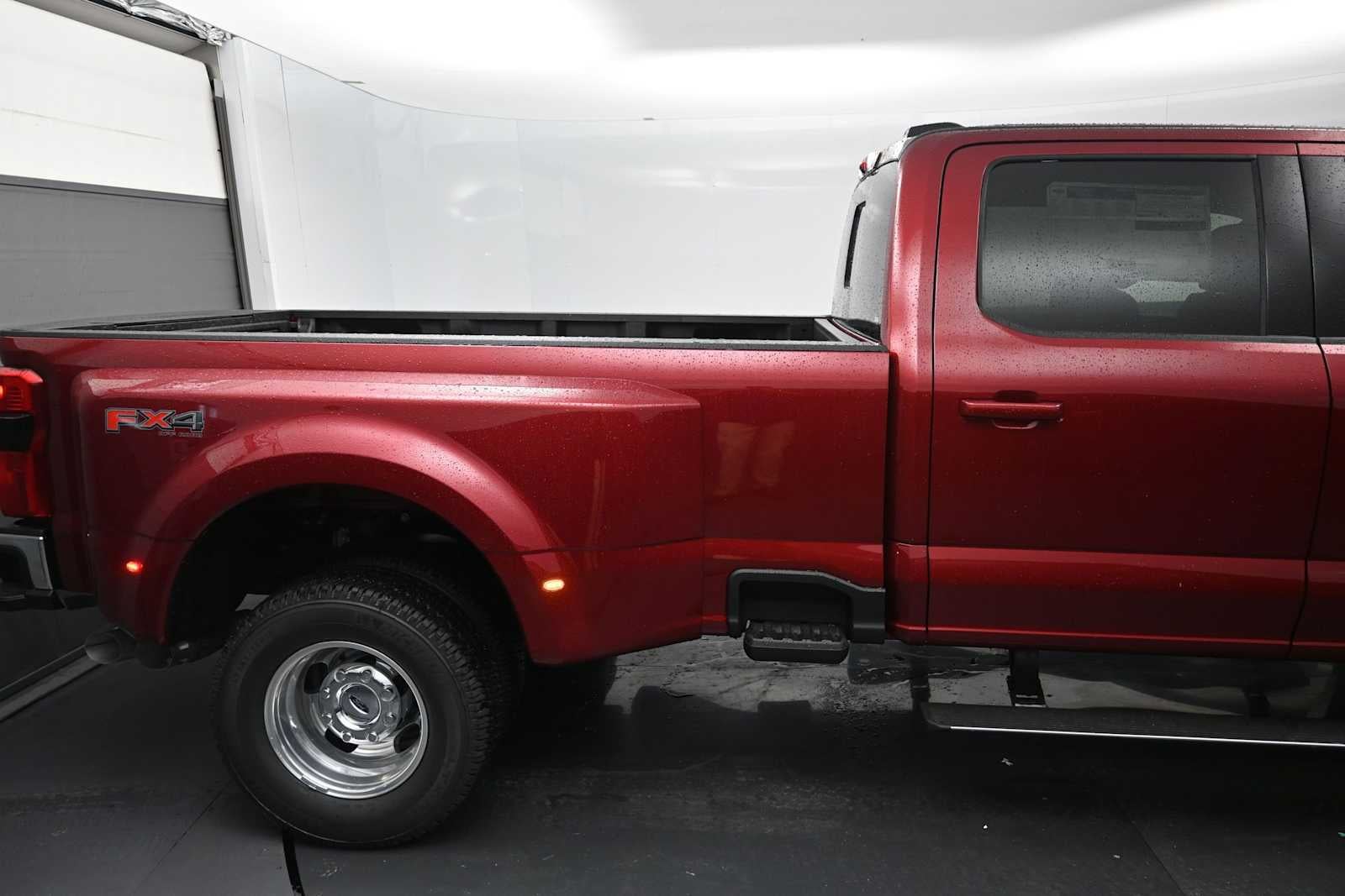 2026 Ford Super Duty F-350 DRW LARIAT