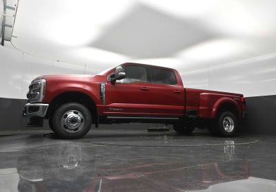 2026 Ford Super Duty F-350 DRW LARIAT