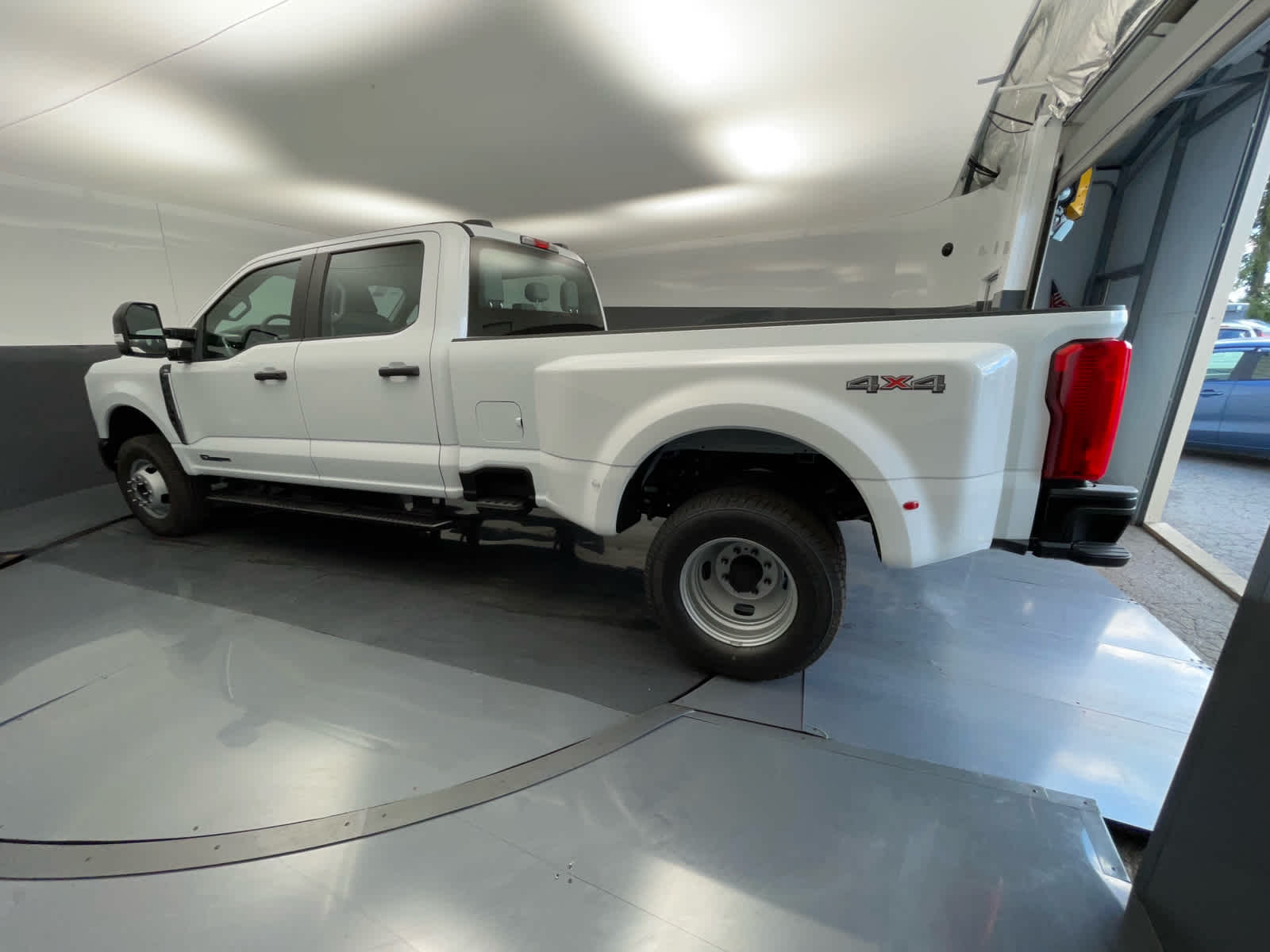 2026 Ford Super Duty F-350 DRW XL