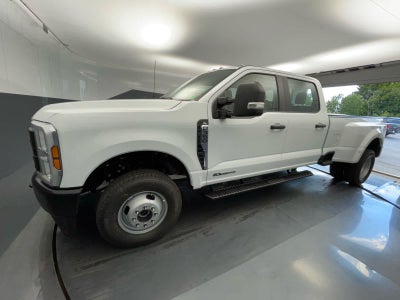 2026 Ford Super Duty F-350 DRW XL