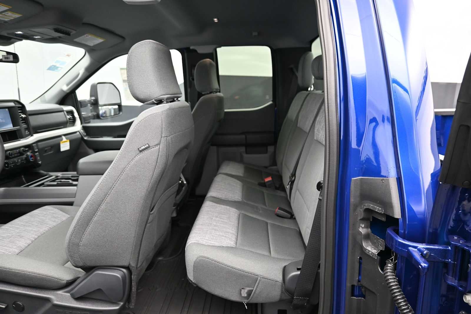 2026 Ford Super Duty F-350 SRW XLT