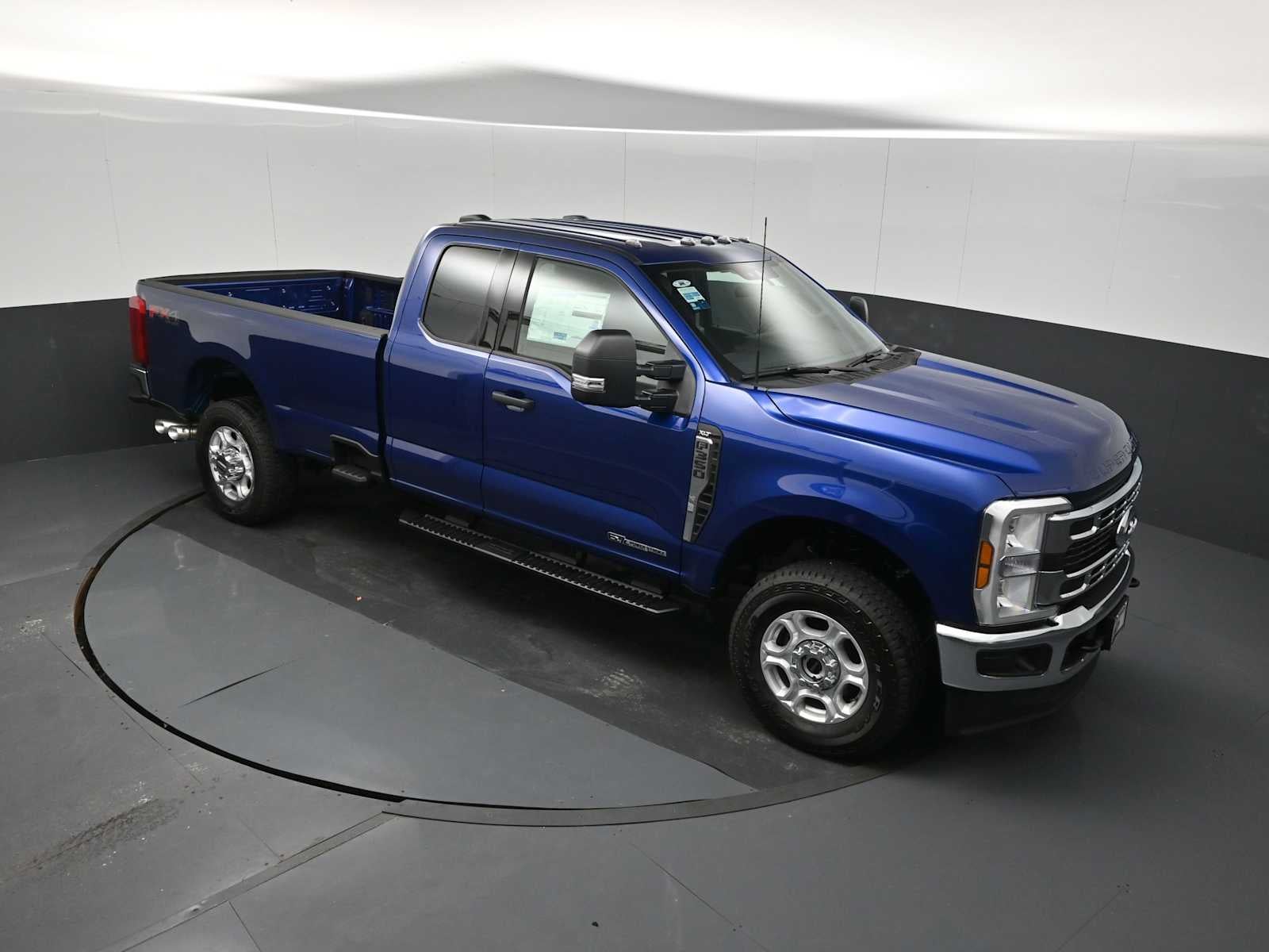 2026 Ford Super Duty F-350 SRW XLT