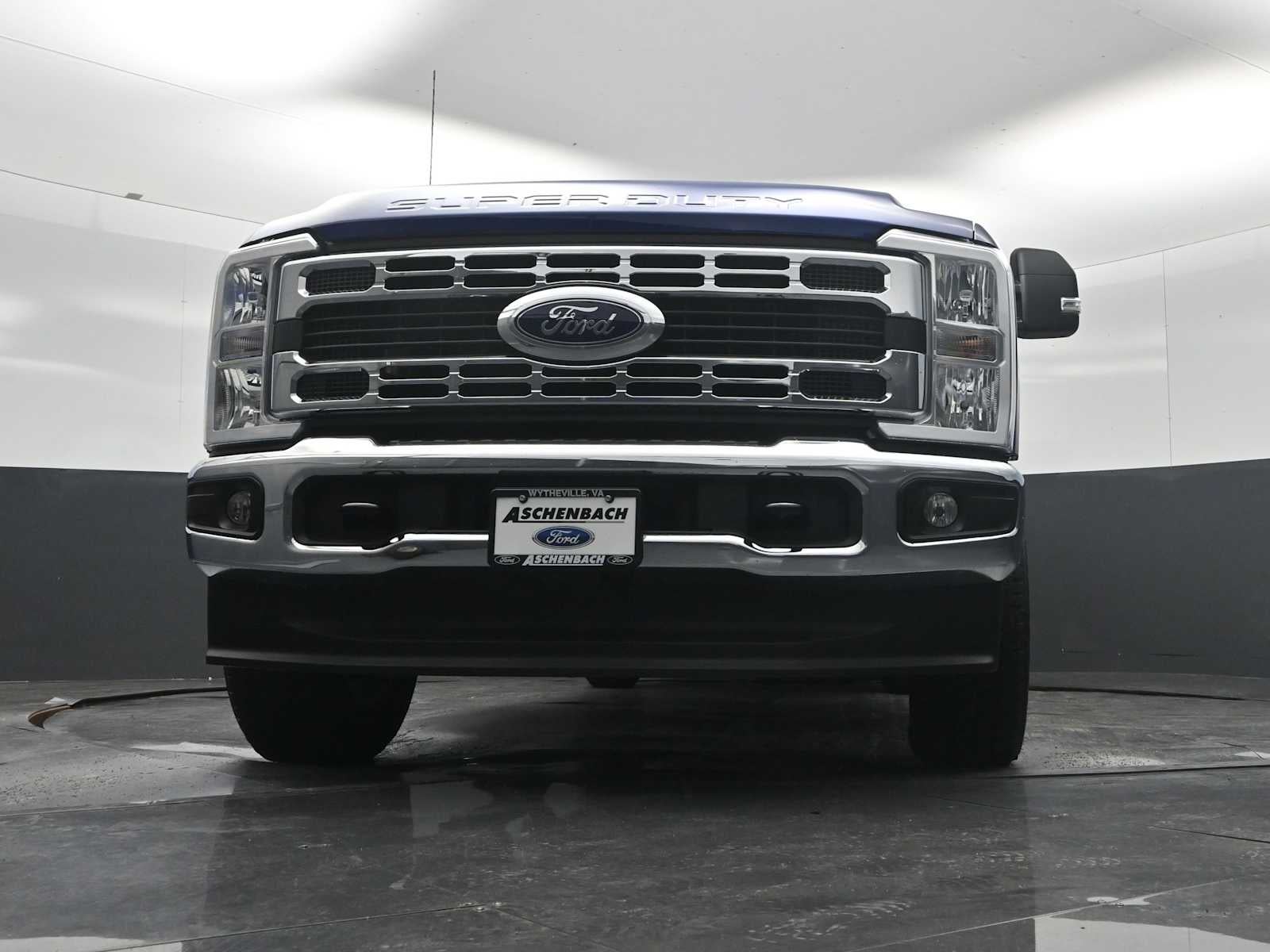 2026 Ford Super Duty F-350 SRW XLT