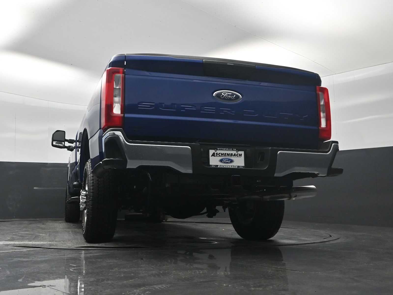 2026 Ford Super Duty F-350 SRW XLT