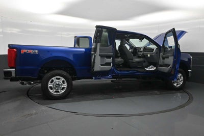 2026 Ford Super Duty F-350 SRW XLT