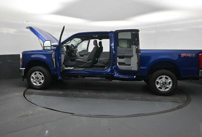 2026 Ford Super Duty F-350 SRW XLT