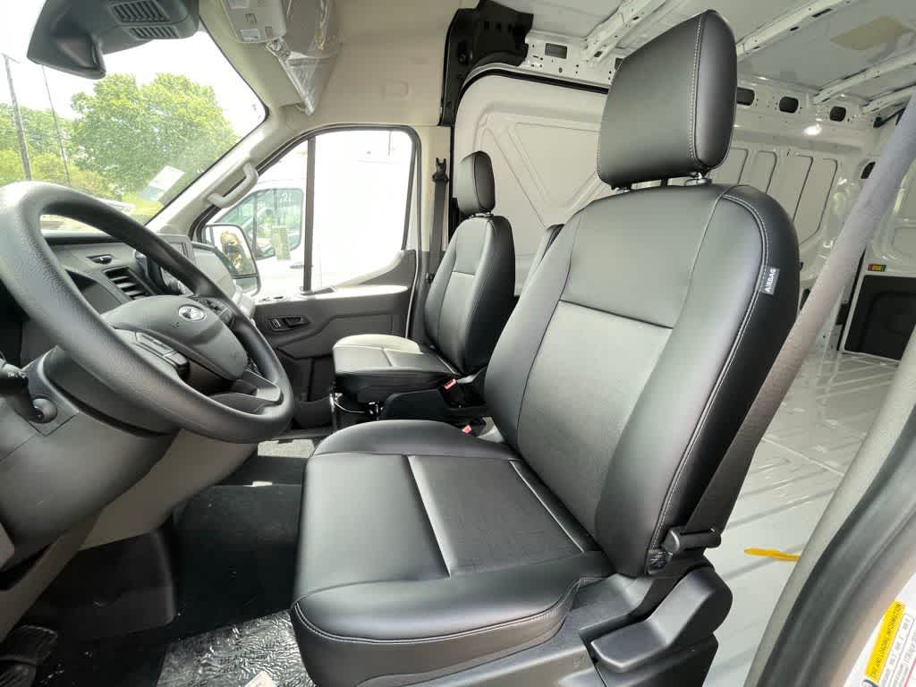 2025 Ford Transit Cargo Van