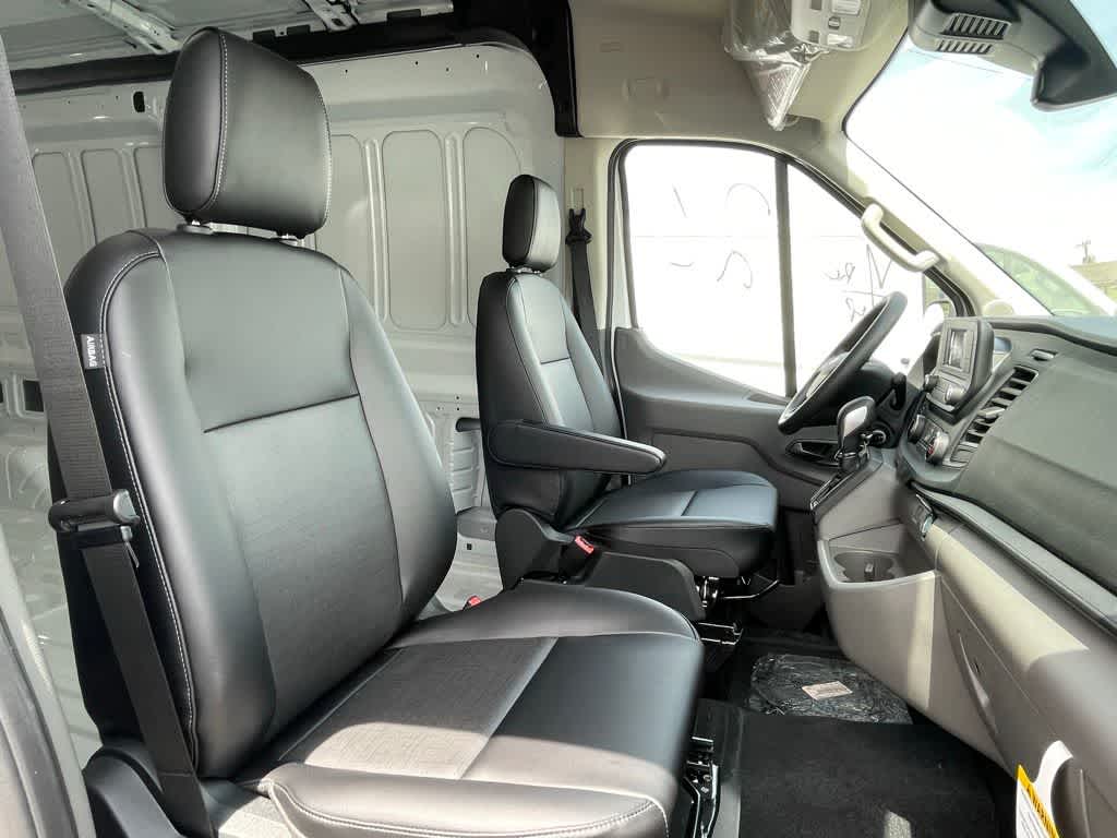 2025 Ford Transit Cargo Van