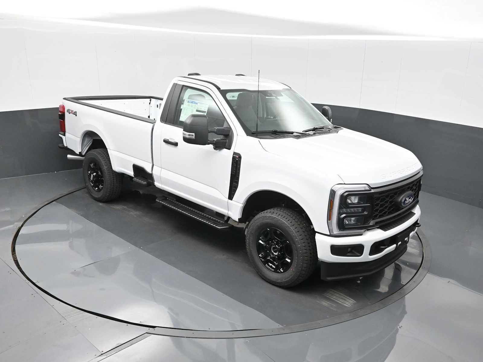2025 Ford Super Duty F-350 SRW XL