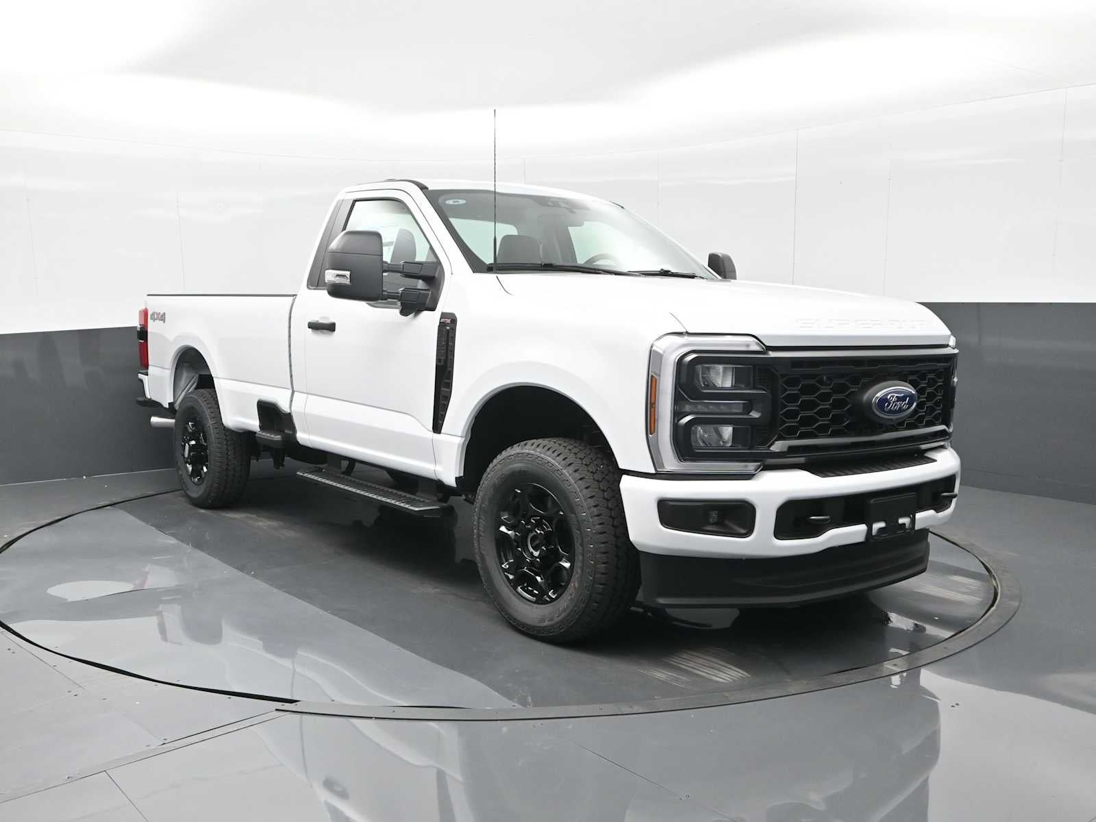 2025 Ford Super Duty F-350 SRW XL