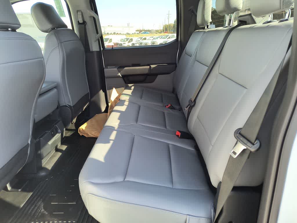 2024 Ford Super Duty F-450 DRW XL