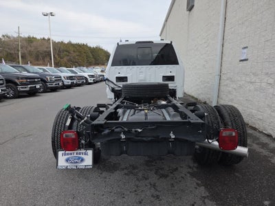 2024 Ford Super Duty F-450 DRW Chassis Cab XL