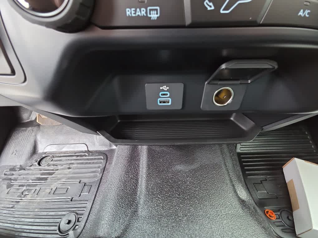 2024 Ford Super Duty F-450 DRW Chassis Cab XL