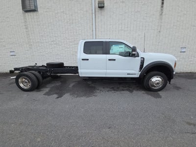 2024 Ford Super Duty F-450 DRW Chassis Cab XL