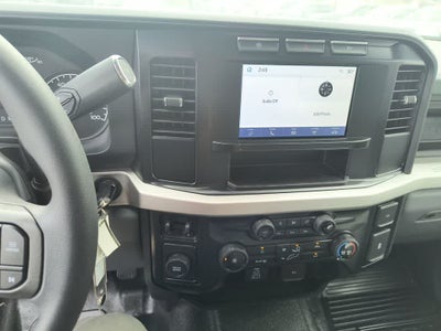 2024 Ford Super Duty F-450 DRW XL