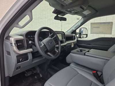 2024 Ford Super Duty F-450 DRW Chassis Cab XL