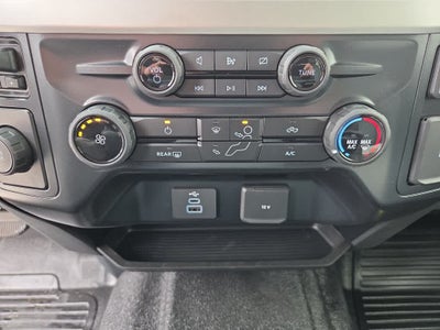 2024 Ford Super Duty F-450 DRW Chassis Cab XL