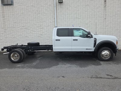 2024 Ford Super Duty F-450 DRW Chassis Cab XL