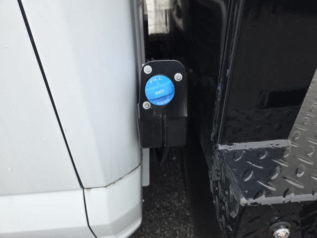 2024 Ford Super Duty F-350 DRW Chassis Cab XL