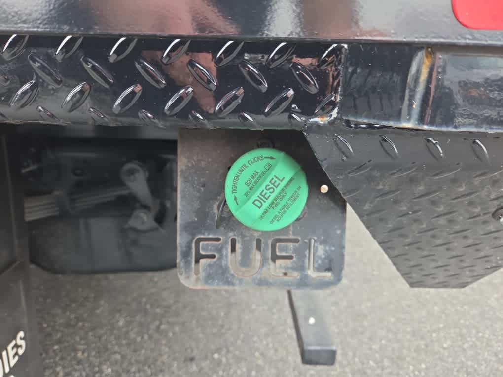 2024 Ford Super Duty F-350 DRW Chassis Cab XL