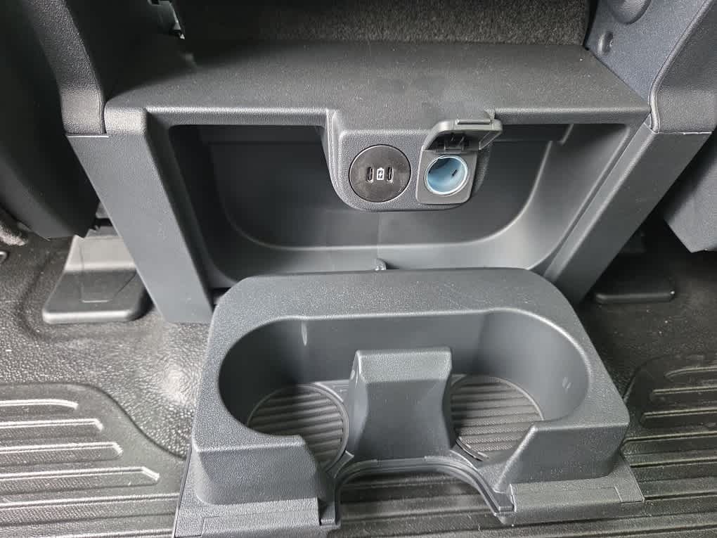 2024 Ford Super Duty F-350 DRW Chassis Cab XL