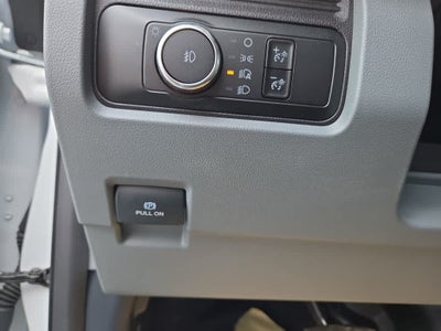 2024 Ford Super Duty F-350 DRW Chassis Cab XL