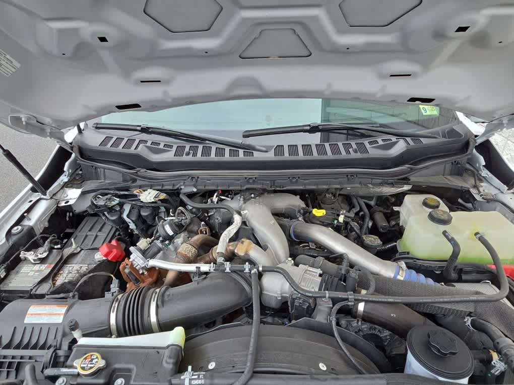 2024 Ford Super Duty F-350 DRW Chassis Cab XL