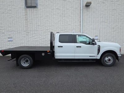 2024 Ford Super Duty F-350 DRW Chassis Cab XL
