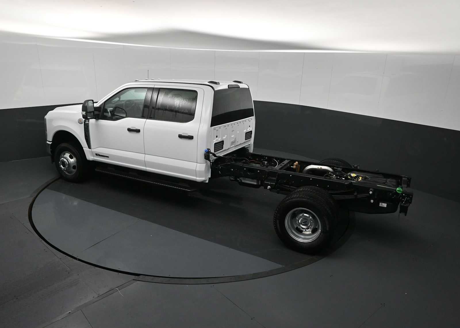 2026 Ford Super Duty F-350 DRW Base