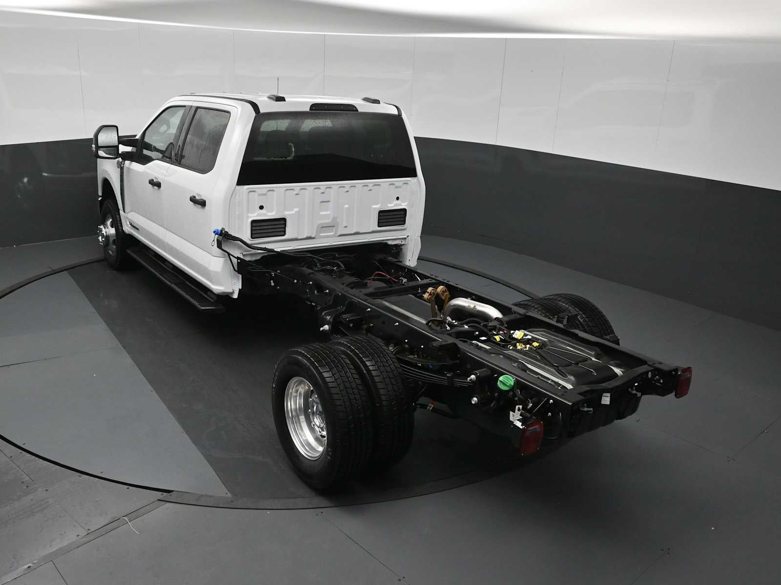 2026 Ford Super Duty F-350 DRW Base