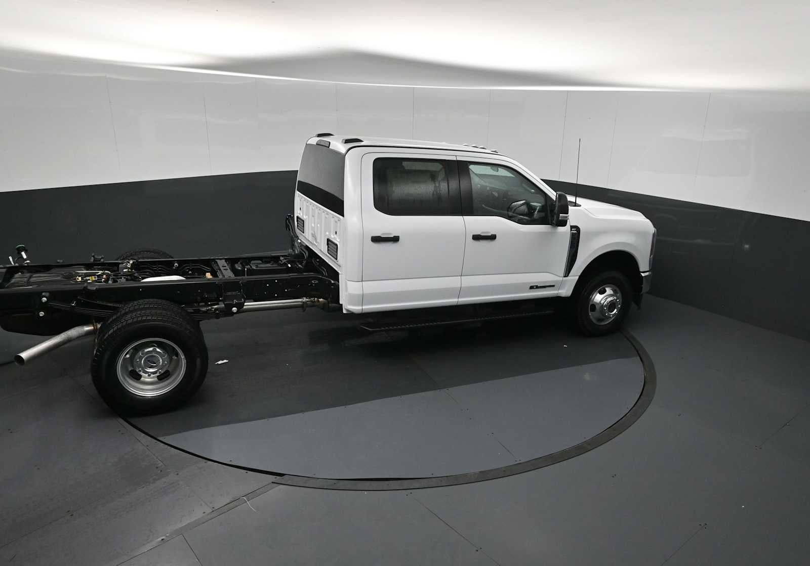 2026 Ford Super Duty F-350 DRW Base