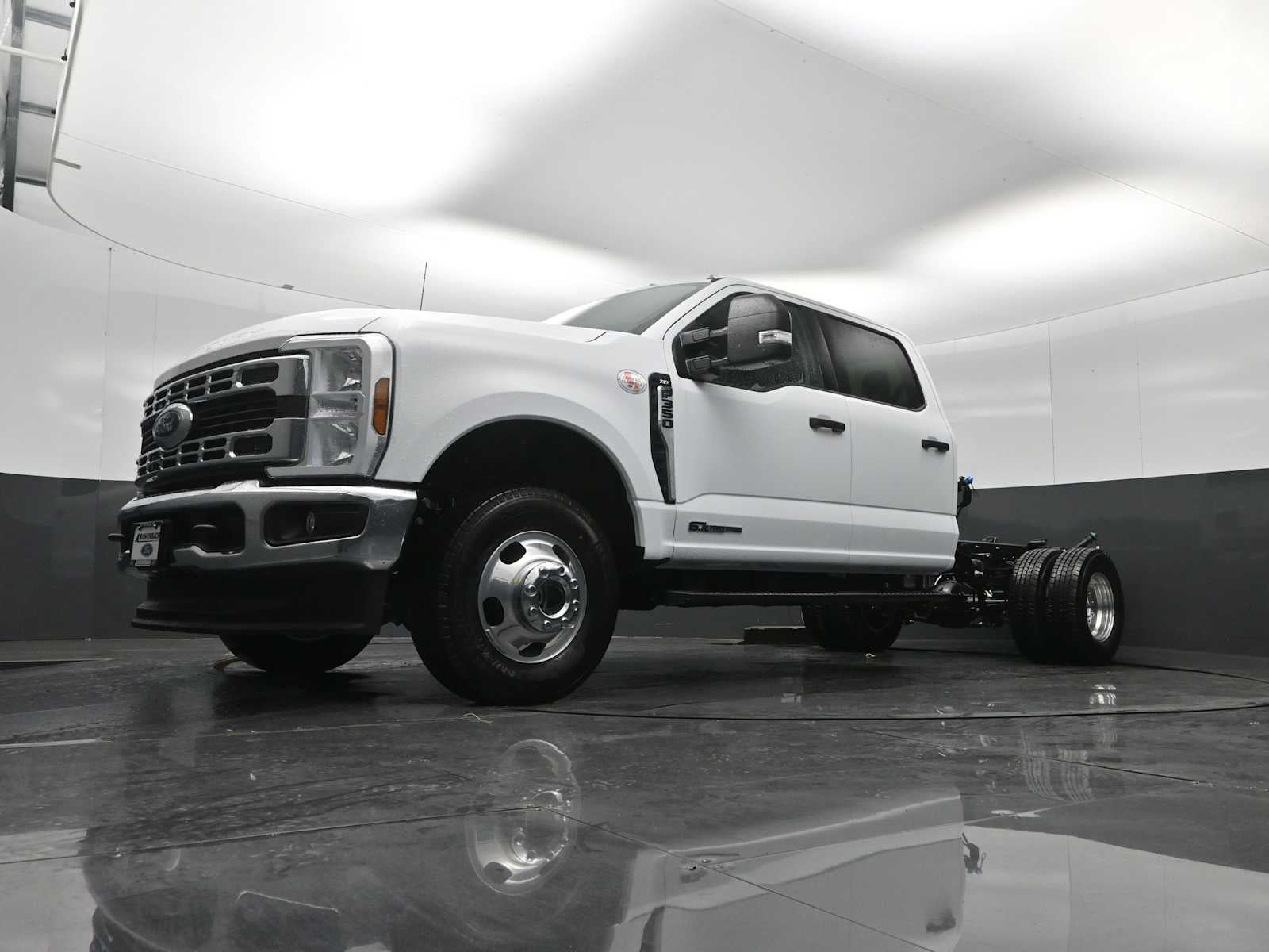 2026 Ford Super Duty F-350 DRW Base