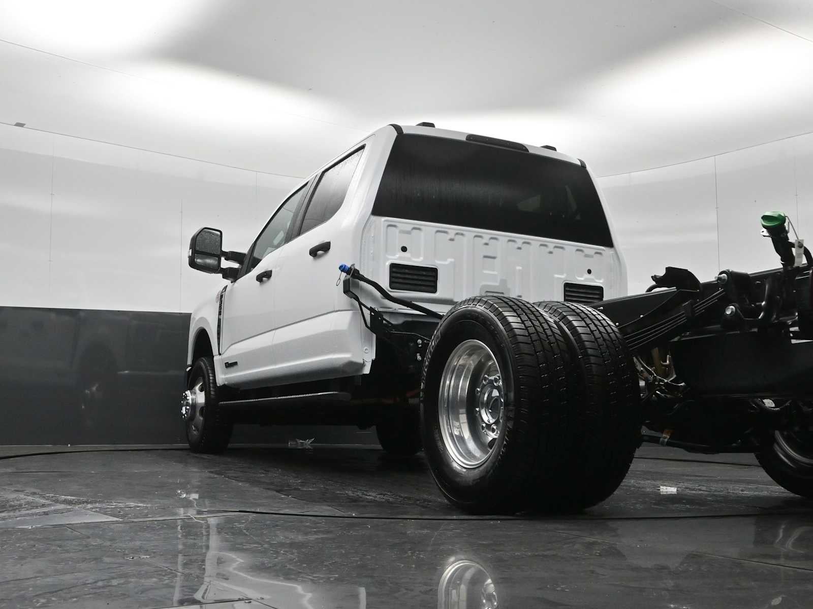 2026 Ford Super Duty F-350 DRW Base
