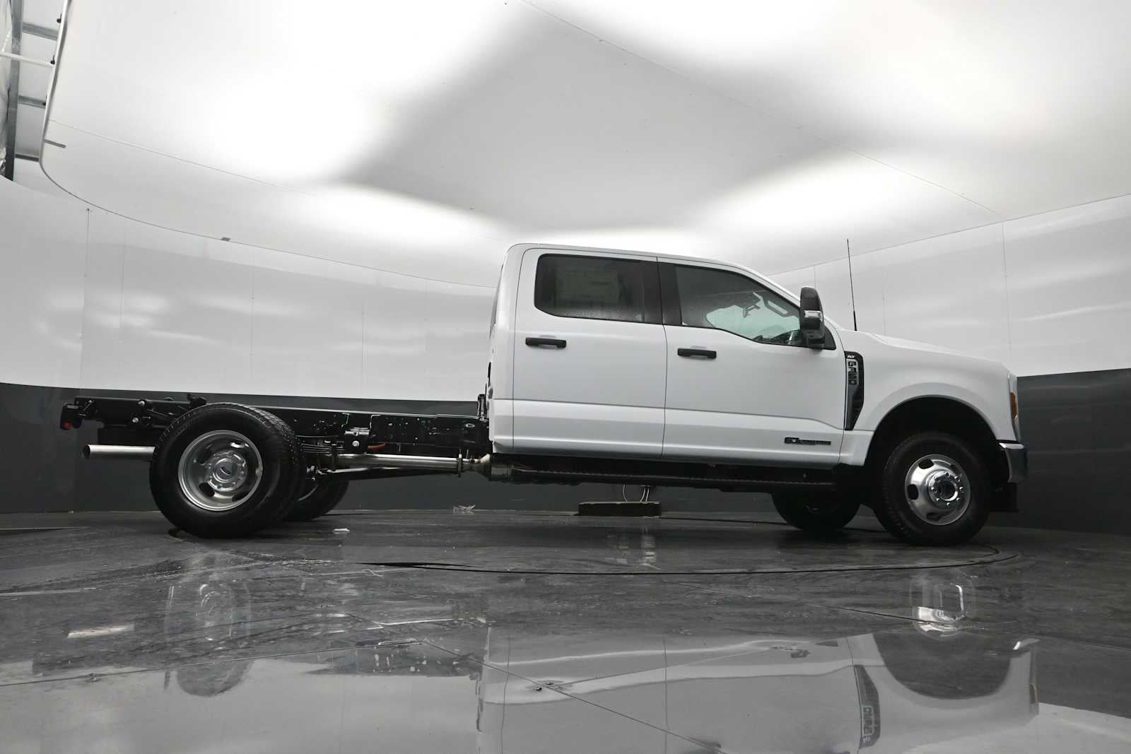 2026 Ford Super Duty F-350 DRW Base
