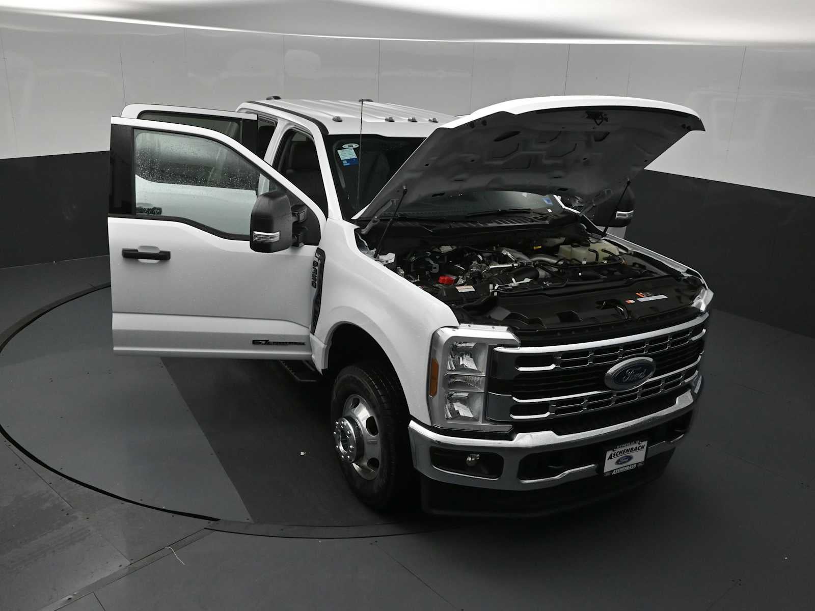2026 Ford Super Duty F-350 DRW Base