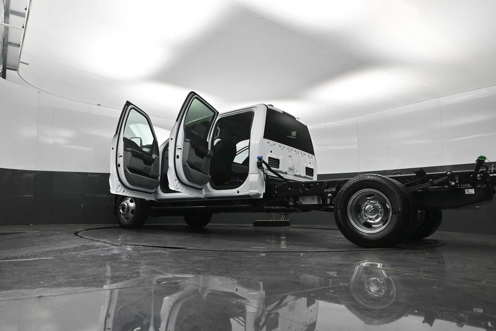 2026 Ford Super Duty F-350 DRW Base