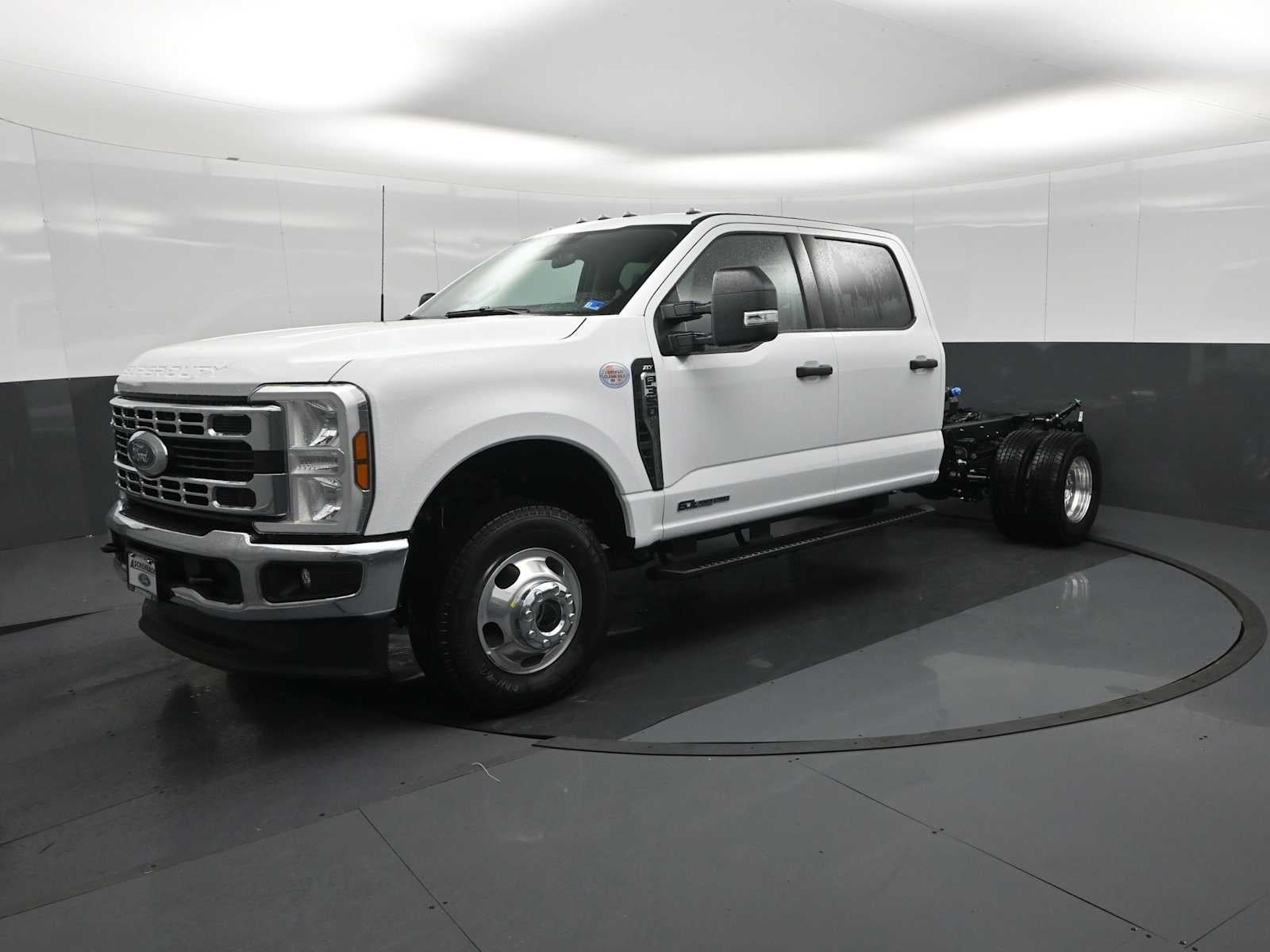 2026 Ford Super Duty F-350 DRW Base