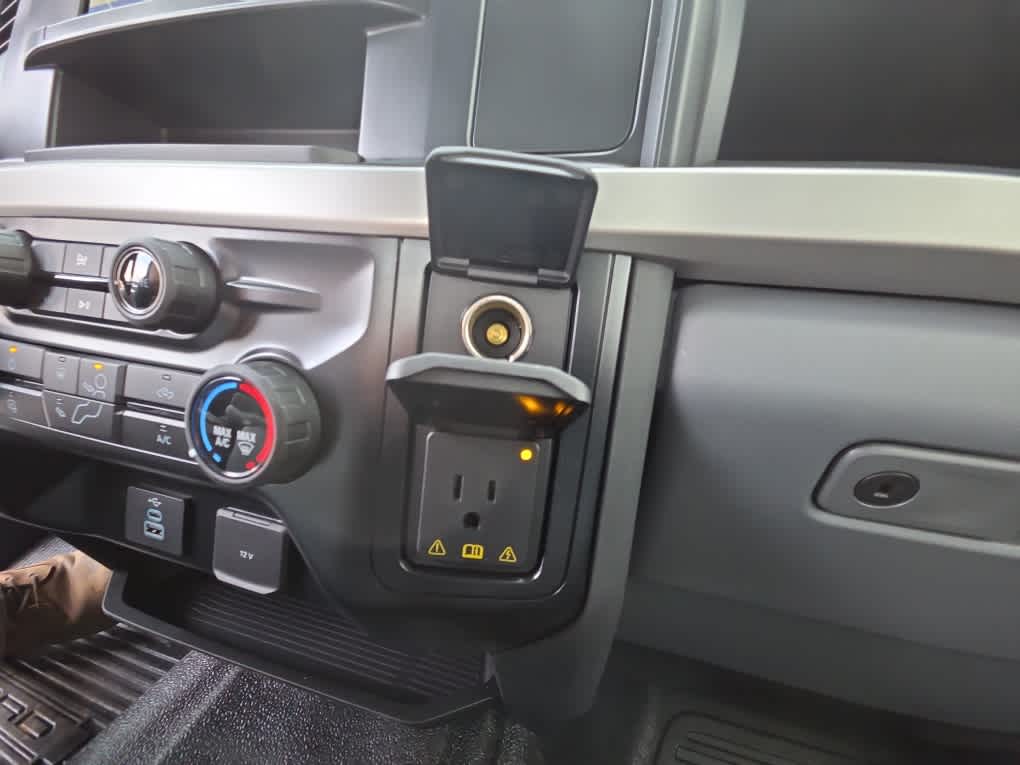 2024 Ford Super Duty F-450 DRW Chassis Cab XL