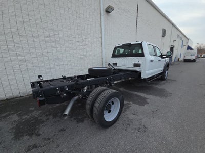 2024 Ford Super Duty F-450 DRW Chassis Cab XL