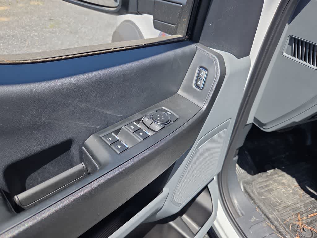 2024 Ford Super Duty F-450 DRW XL