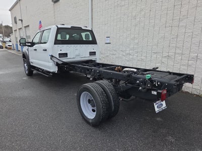 2024 Ford Super Duty F-450 DRW Chassis Cab XL