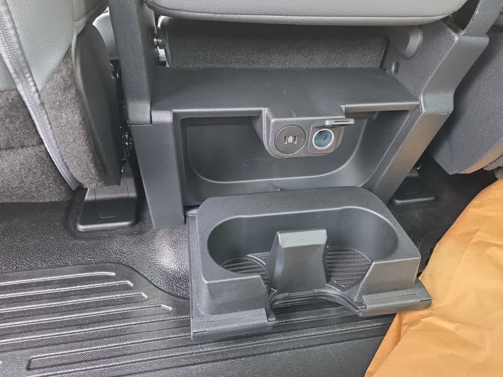 2024 Ford Super Duty F-450 DRW Chassis Cab XL