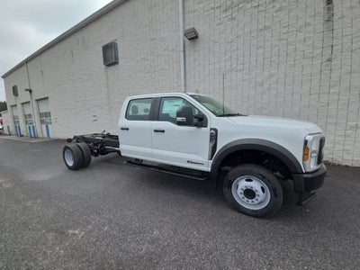 2024 Ford Super Duty F-450 DRW Chassis Cab XL