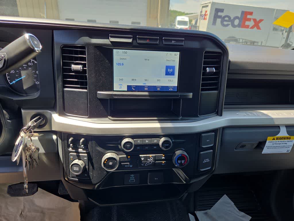 2024 Ford Super Duty F-450 DRW XL