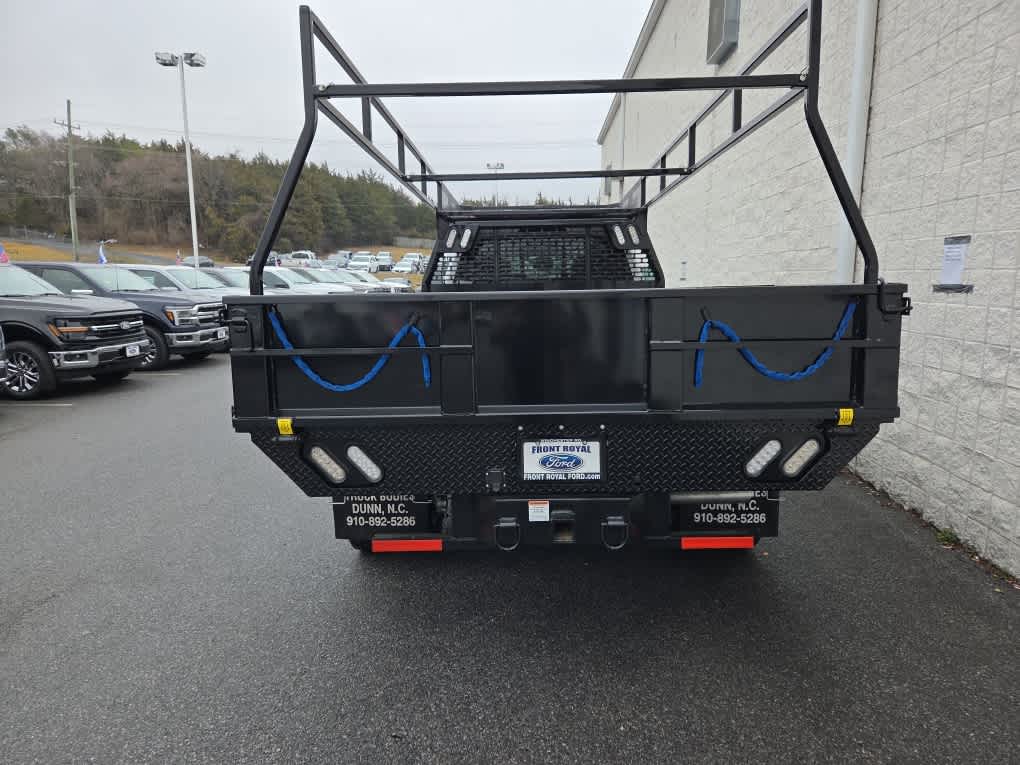 2024 Ford Super Duty F-450 DRW Chassis Cab XL