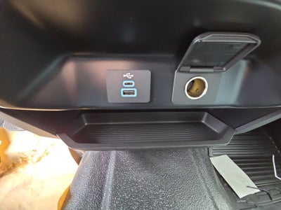 2024 Ford Super Duty F-450 DRW Chassis Cab XL