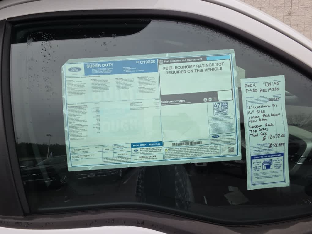 2024 Ford Super Duty F-450 DRW Chassis Cab XL