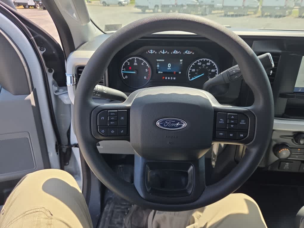2025 Ford Super Duty F-350 DRW XL