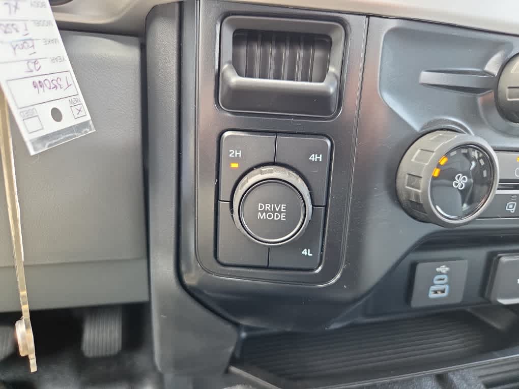 2025 Ford Super Duty F-350 DRW XL